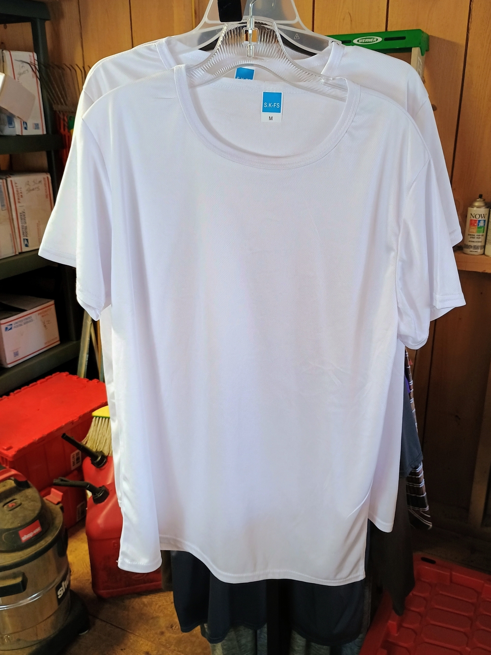 S.K.FS Men’s White Short Sleeve Crew Neck Tee Bin 10
